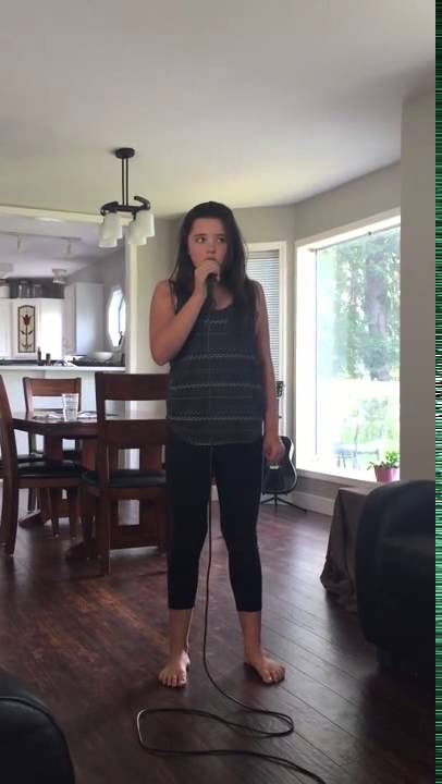 lauren spencer smith feet 2