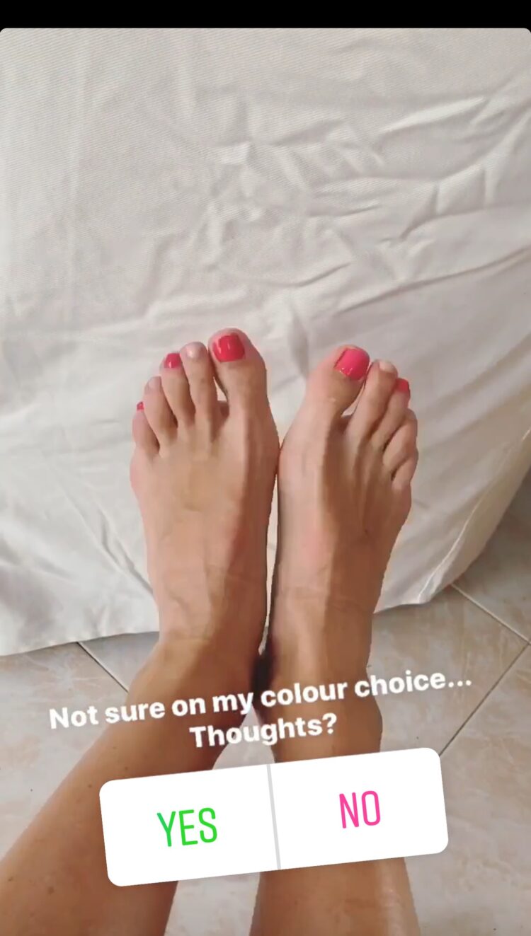 lauren steadman feet