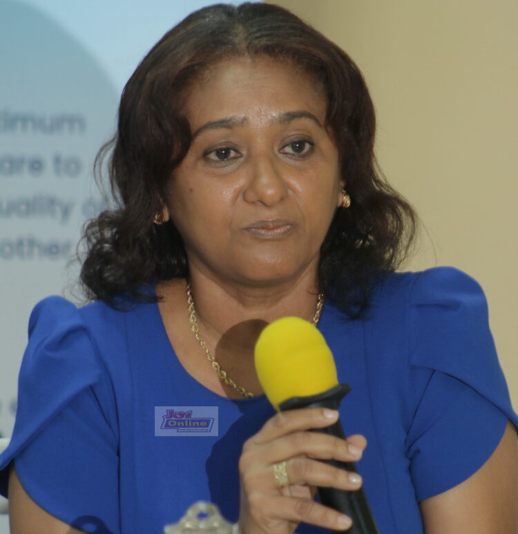 lauretta korkor feet 6