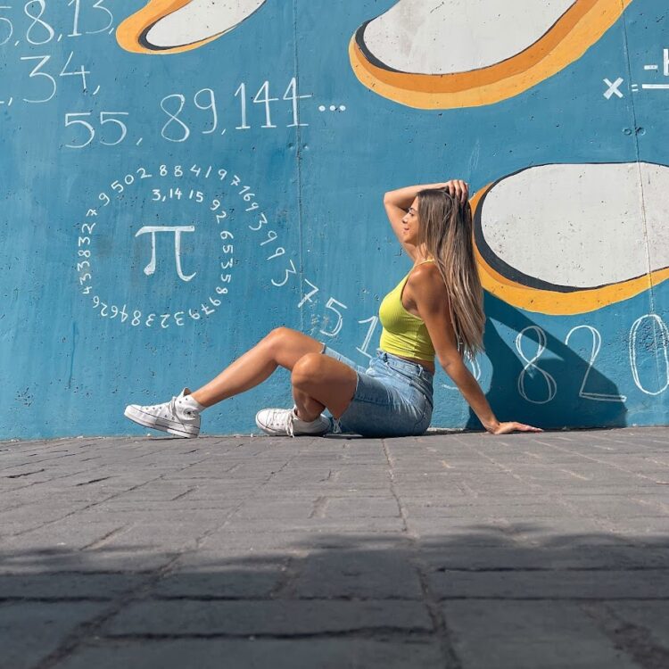 laurimathteacher feet