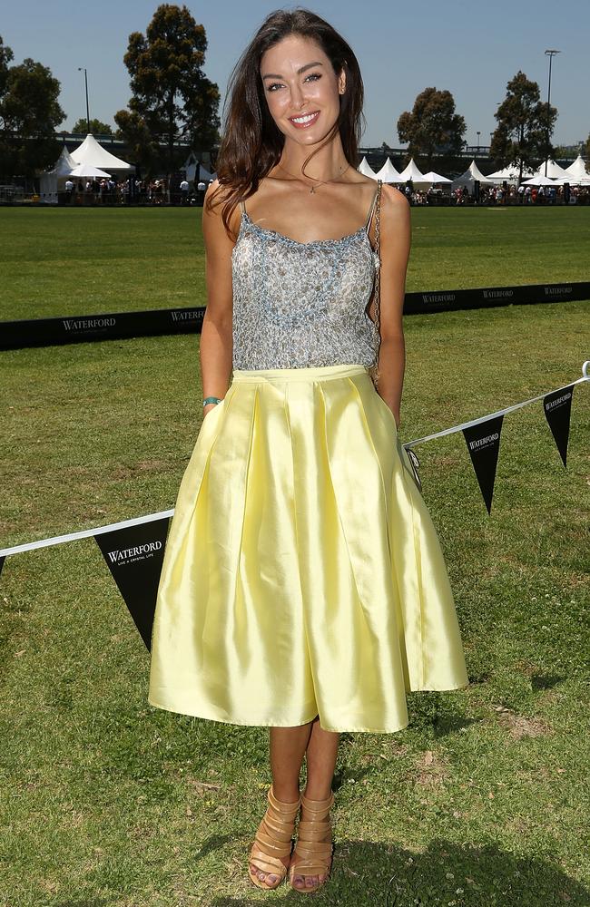 laurina fleure feet 6