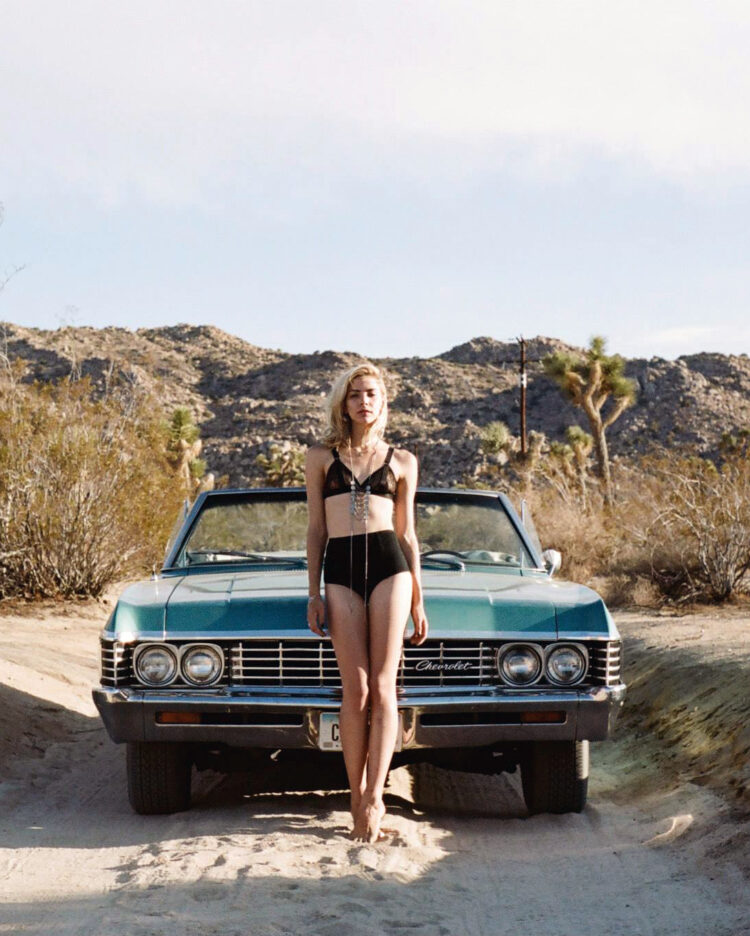 lauryn holmquist feet 3