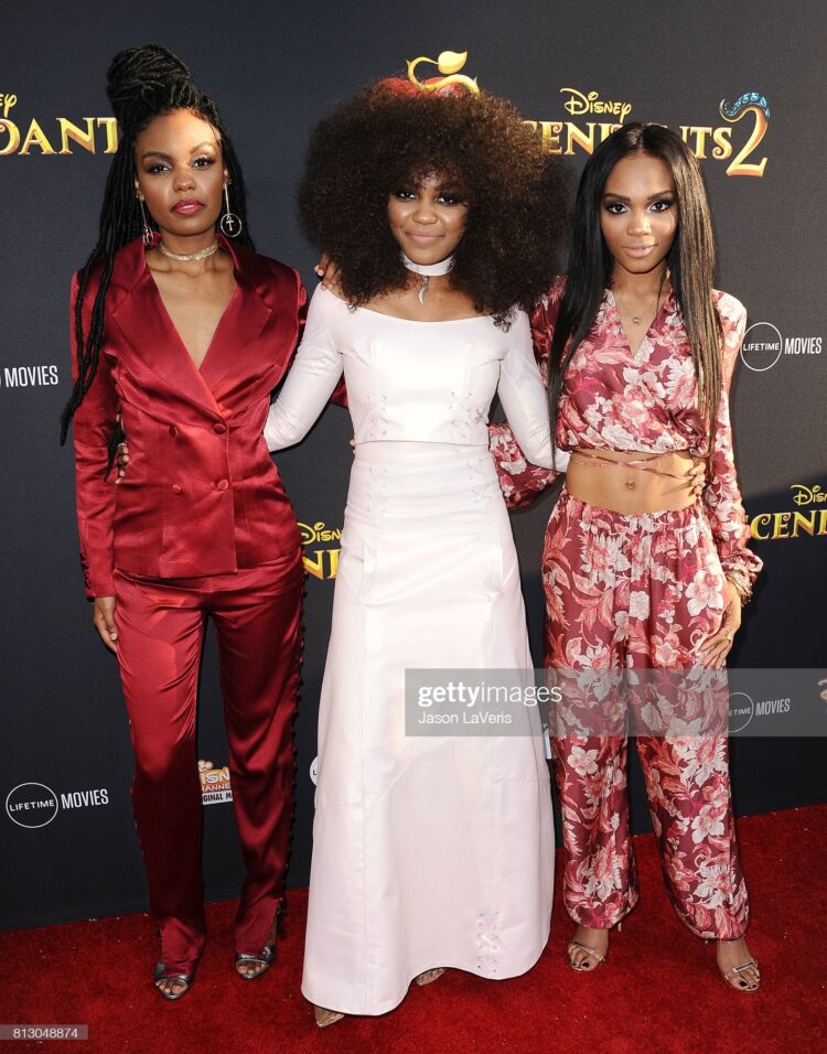 lauryn mcclain feet 4