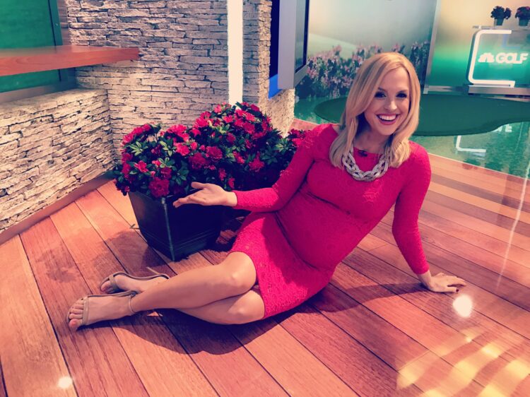 lauryn thompson feet 3