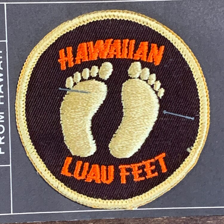 lauu feet scaled