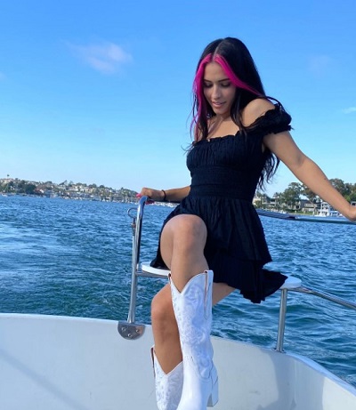 lavaxgrll feet 3