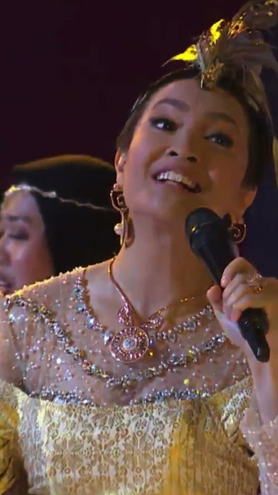 lea simanjuntak feet 6