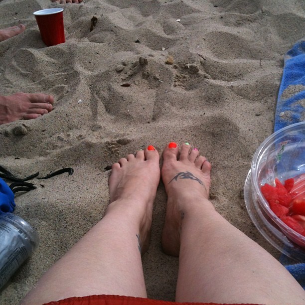 leah ann cevoli feet