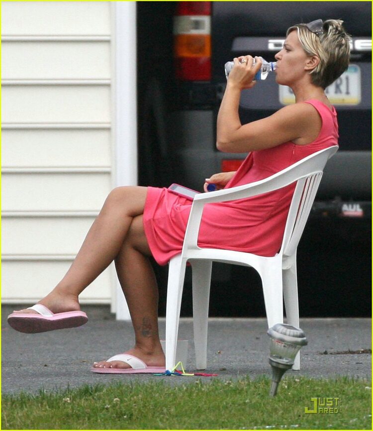 leah gosselin feet 4