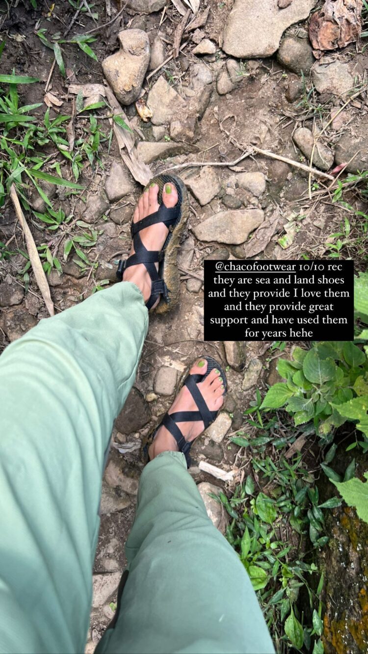 leah lewis feet 4