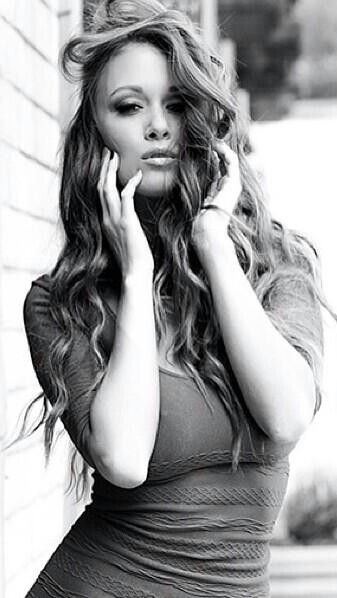 leanna decker feet 5