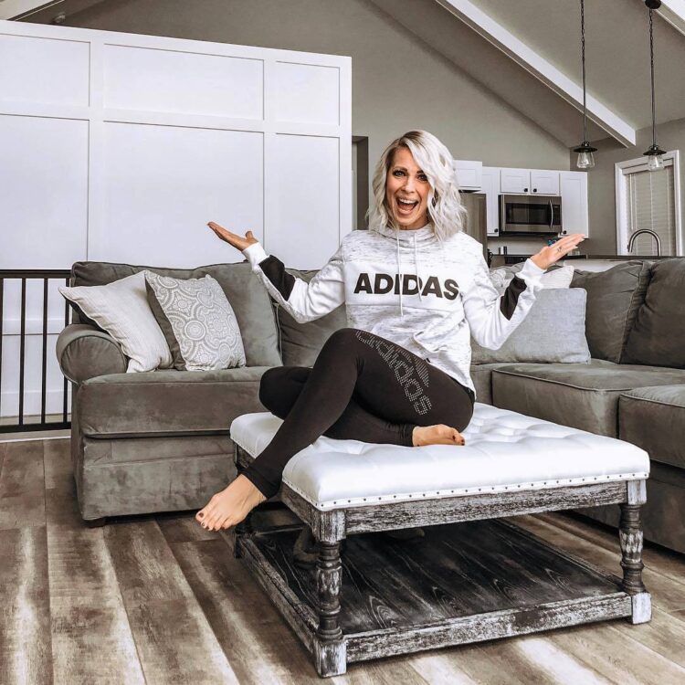 leanne wilson feet 6