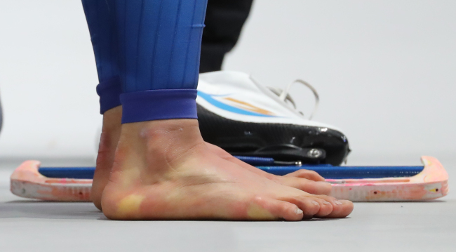 lee sang hwa feet