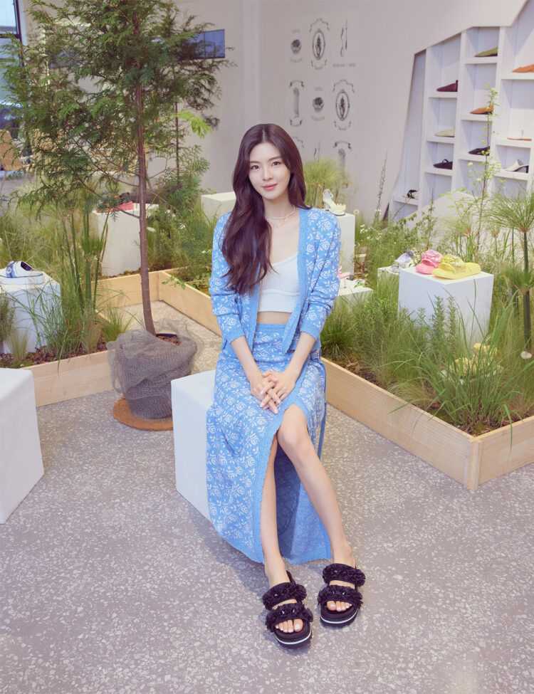 lee sun bin feet 6