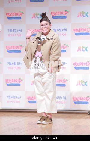 lee young ja feet
