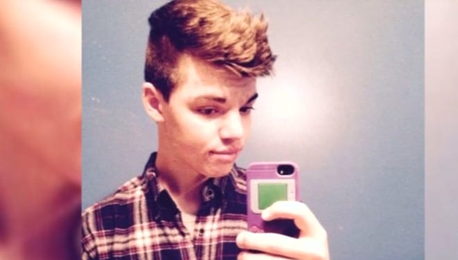 leelah alcorn feet 4