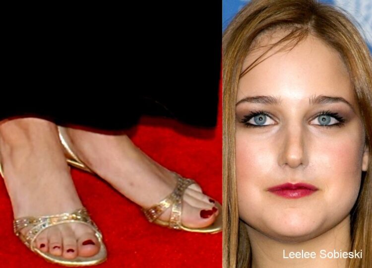 leelee feet 1