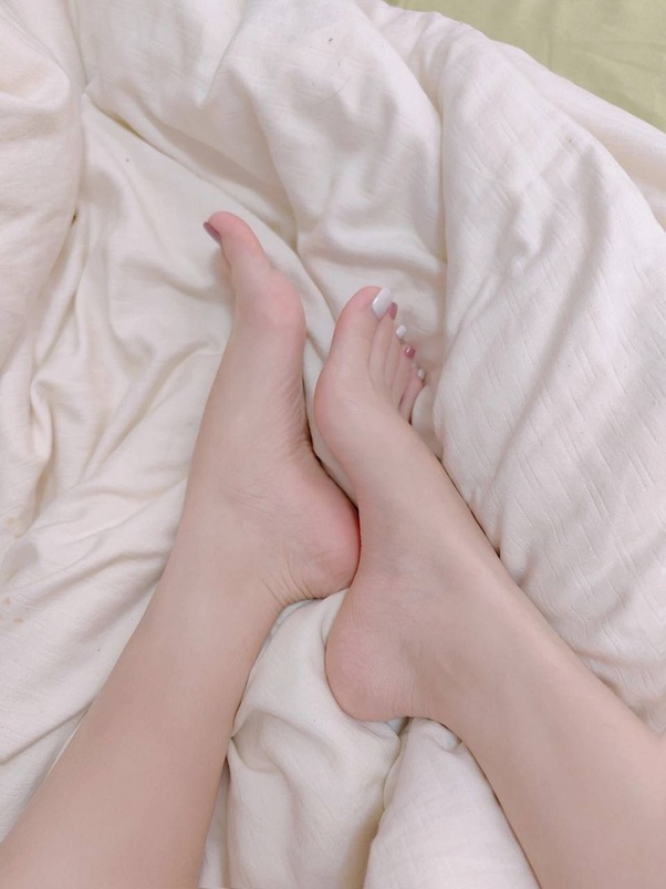 legally studies feet