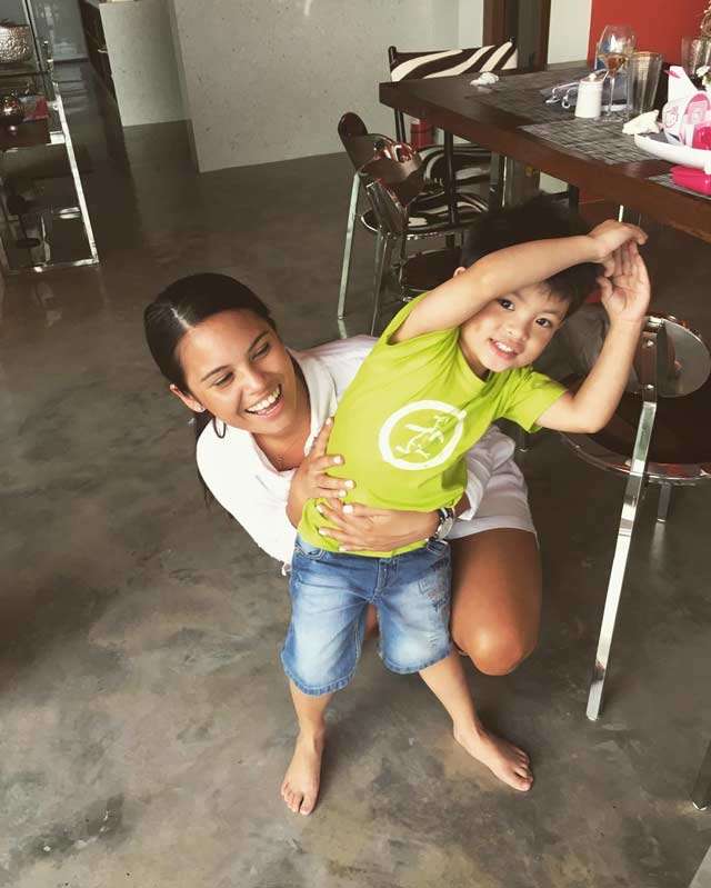 leila alcasid feet 2