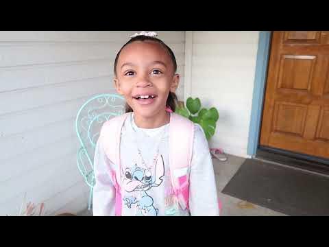 leila brooklynandkamal feet 4