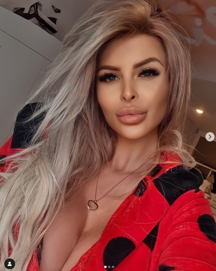 lela ceterova feet 6