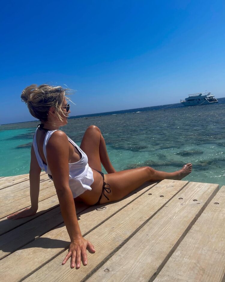 lena goesling feet 4