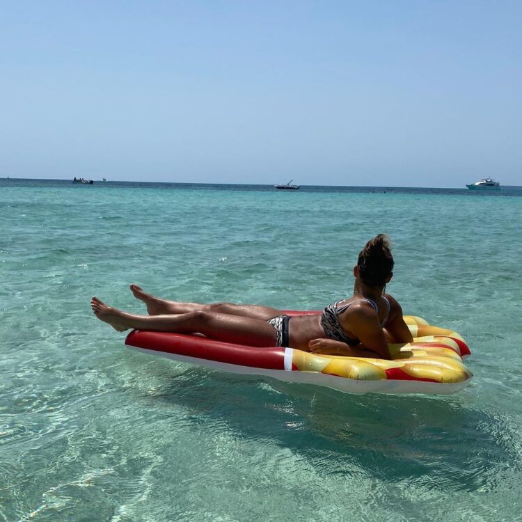 lena oberdorf feet 4