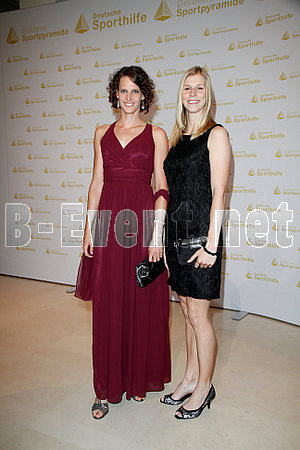 lena schoneborn feet 3