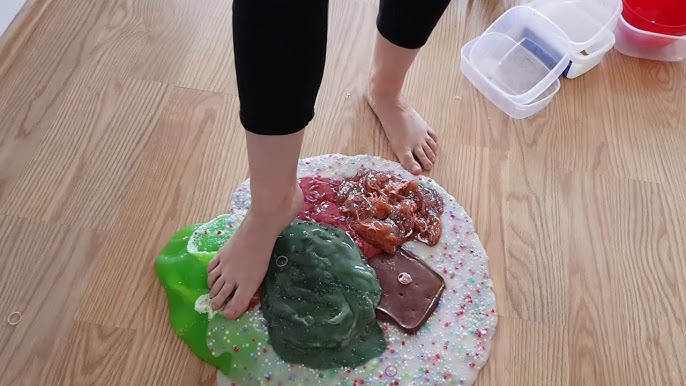 lena slime feet 1