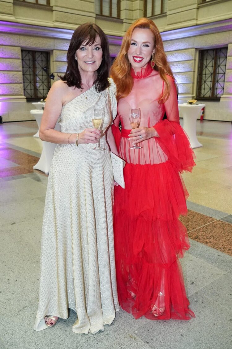 lenka regalova feet 4