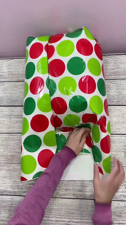 lennia mccarter feet 5