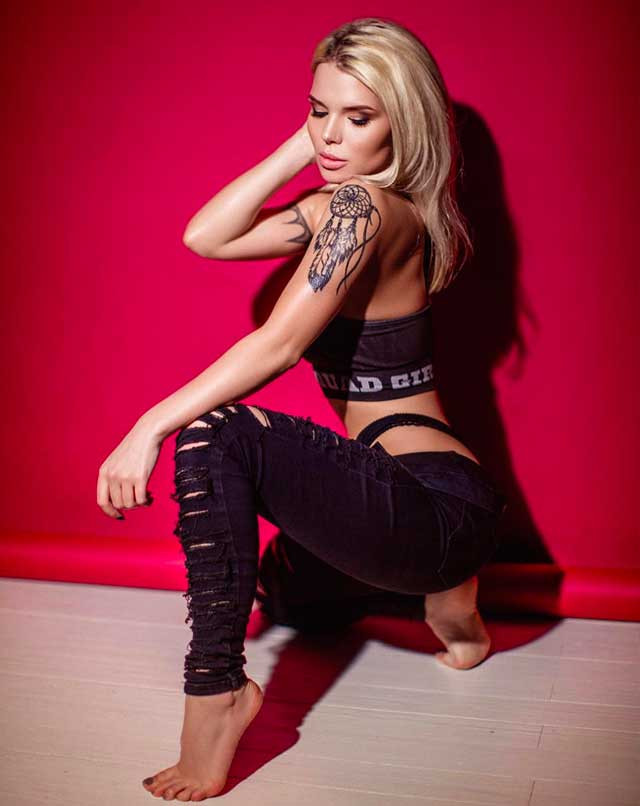 lera zhuravleva feet 4