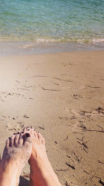 lesley ann machado feet