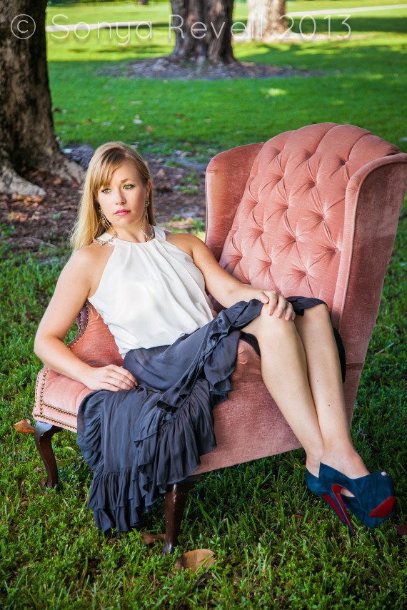 leslie ann bradshaw feet