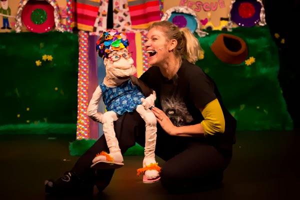 leslie carrara rudolph feet 2