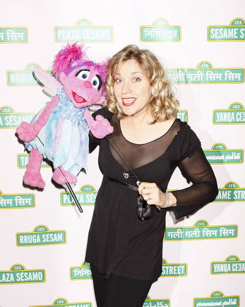 leslie carrara rudolph feet