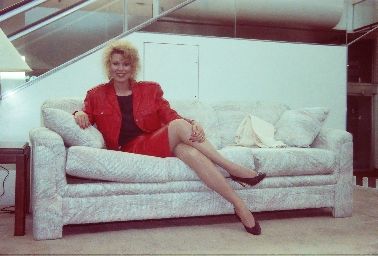 leslie easterbrook feet 6