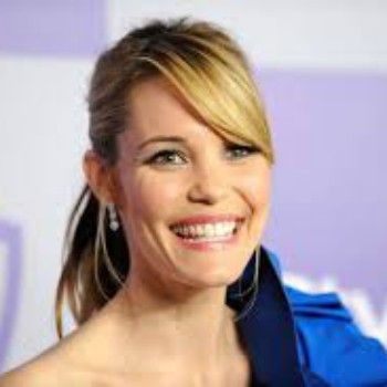 leslie knipfing feet 5