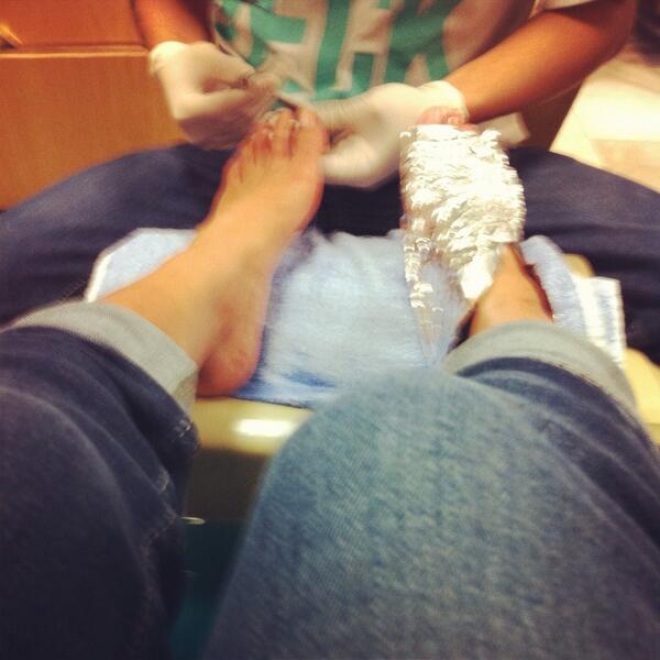 leslie lawson feet 2