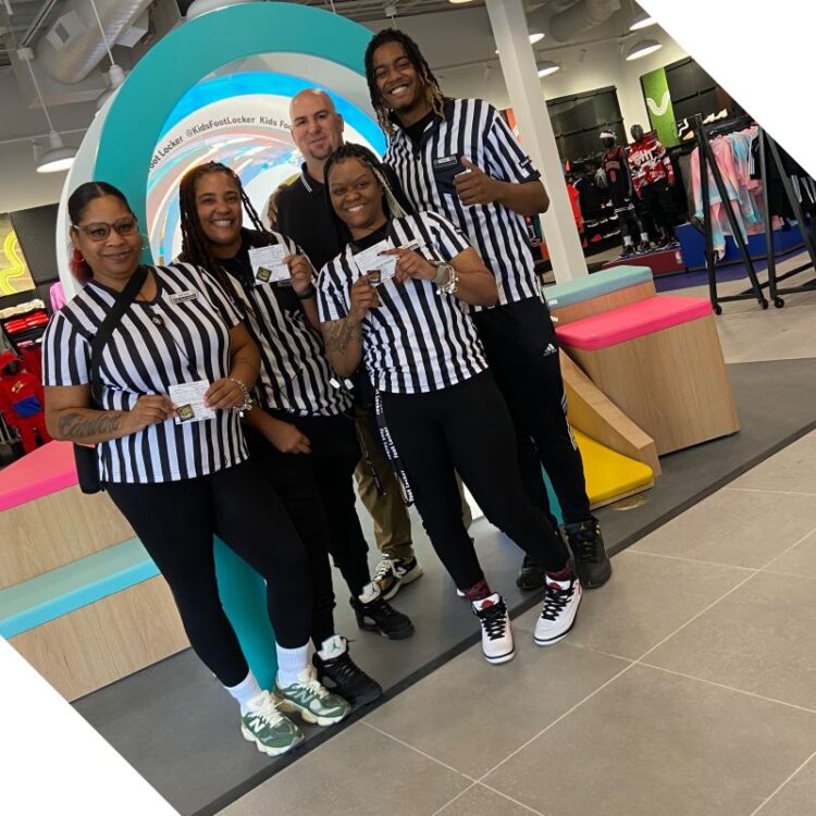 leslie martinez martinez feet 5