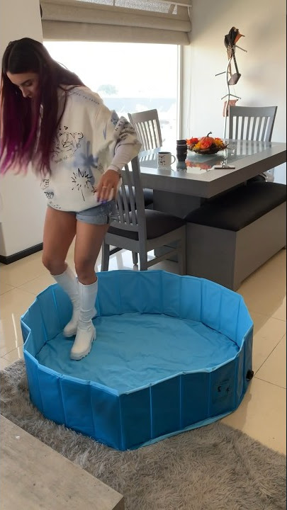 leslie mckenzzie feet 4