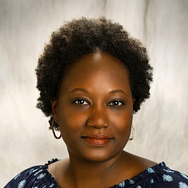 leslie natasha feet 2