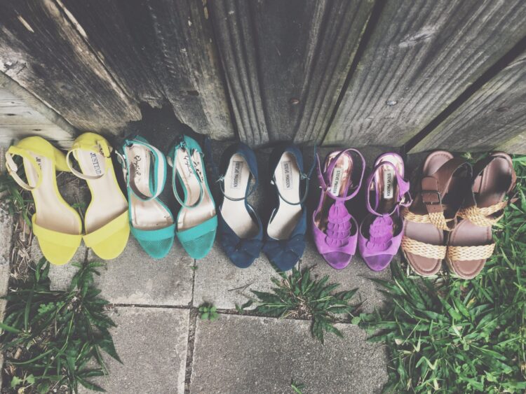 leslie salazar feet 5