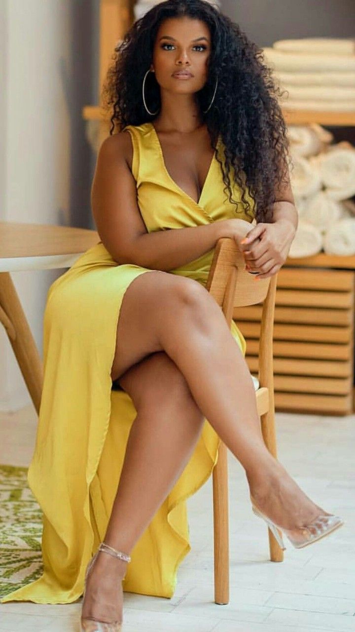 leslie sidora feet 4