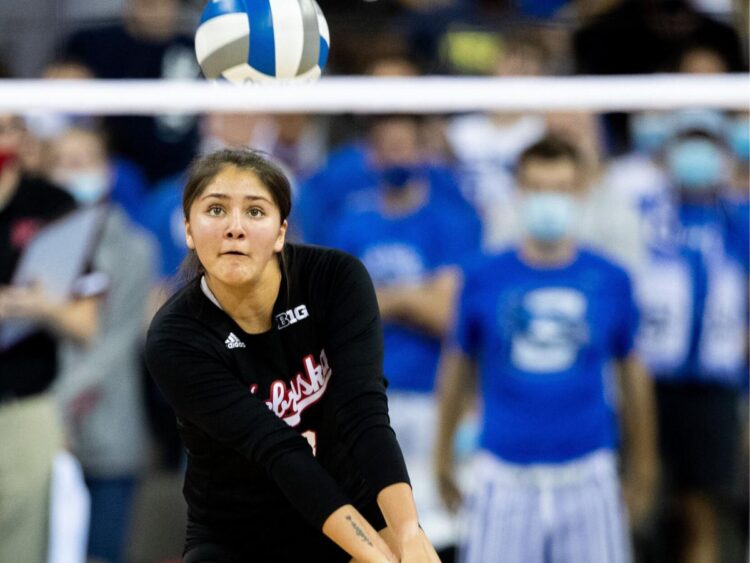 lexi rodriguez feet 5