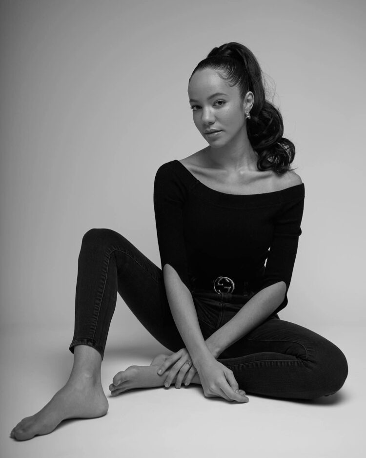 lexie stevenson feet 6