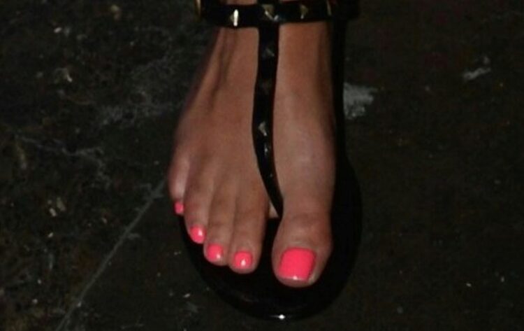 leylah fernandez feet 1