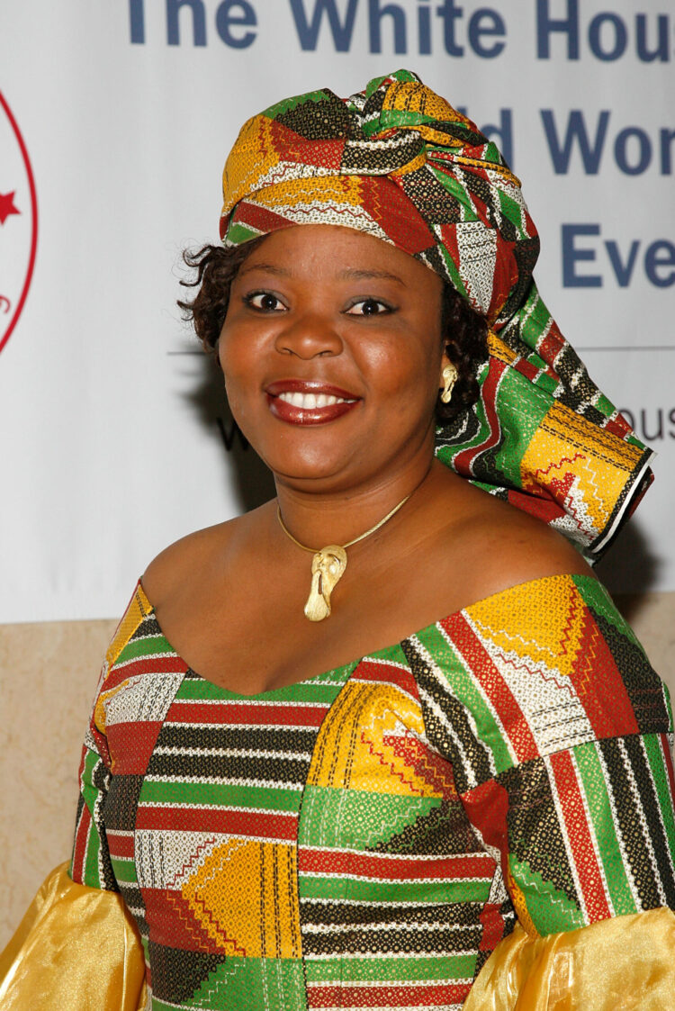 leymah gbowee feet 4 scaled