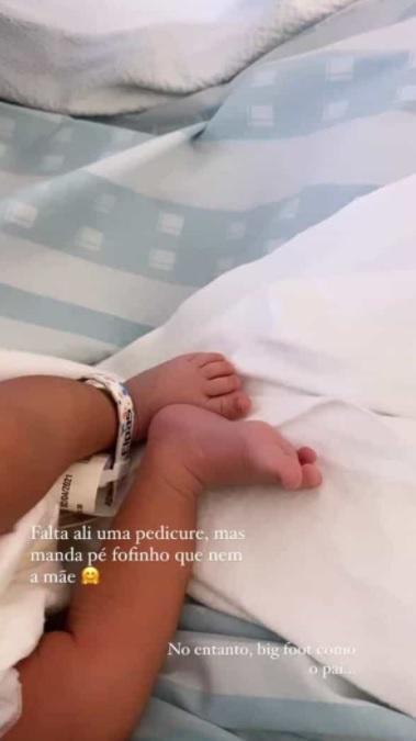 lia tchissola feet 1