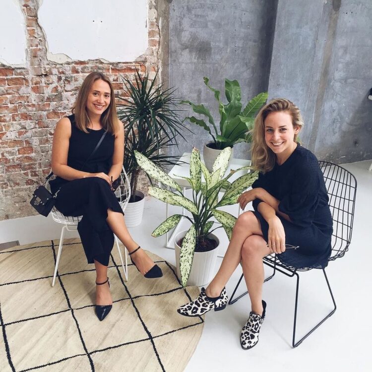 lian galliard feet 2